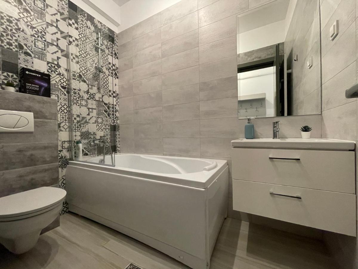 יאשי Luxury Apartment מראה חיצוני תמונה